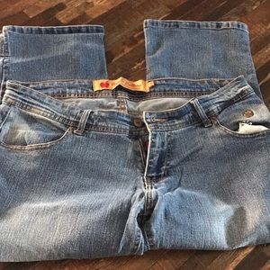 Apple Bottoms crop jeans